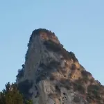 Feakia 1